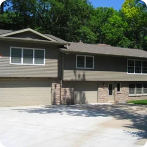 Newly installed architectural shingle roof by Sunrise Remodelers in Crystal, Minnesota